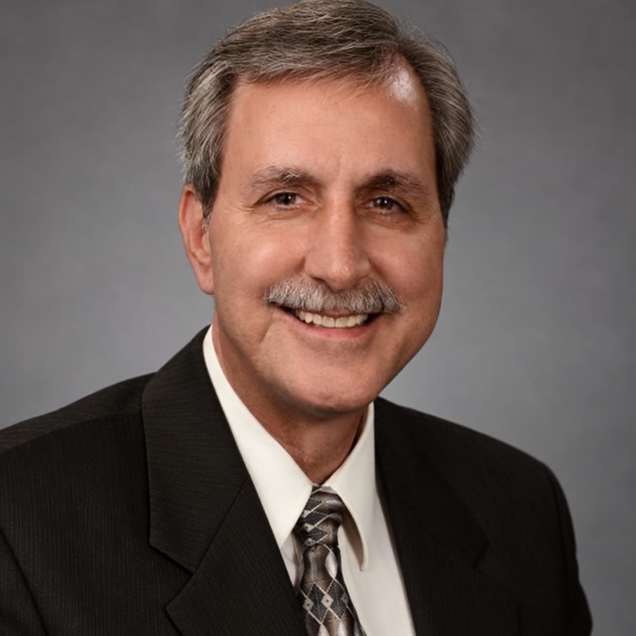 Dennis McGavis